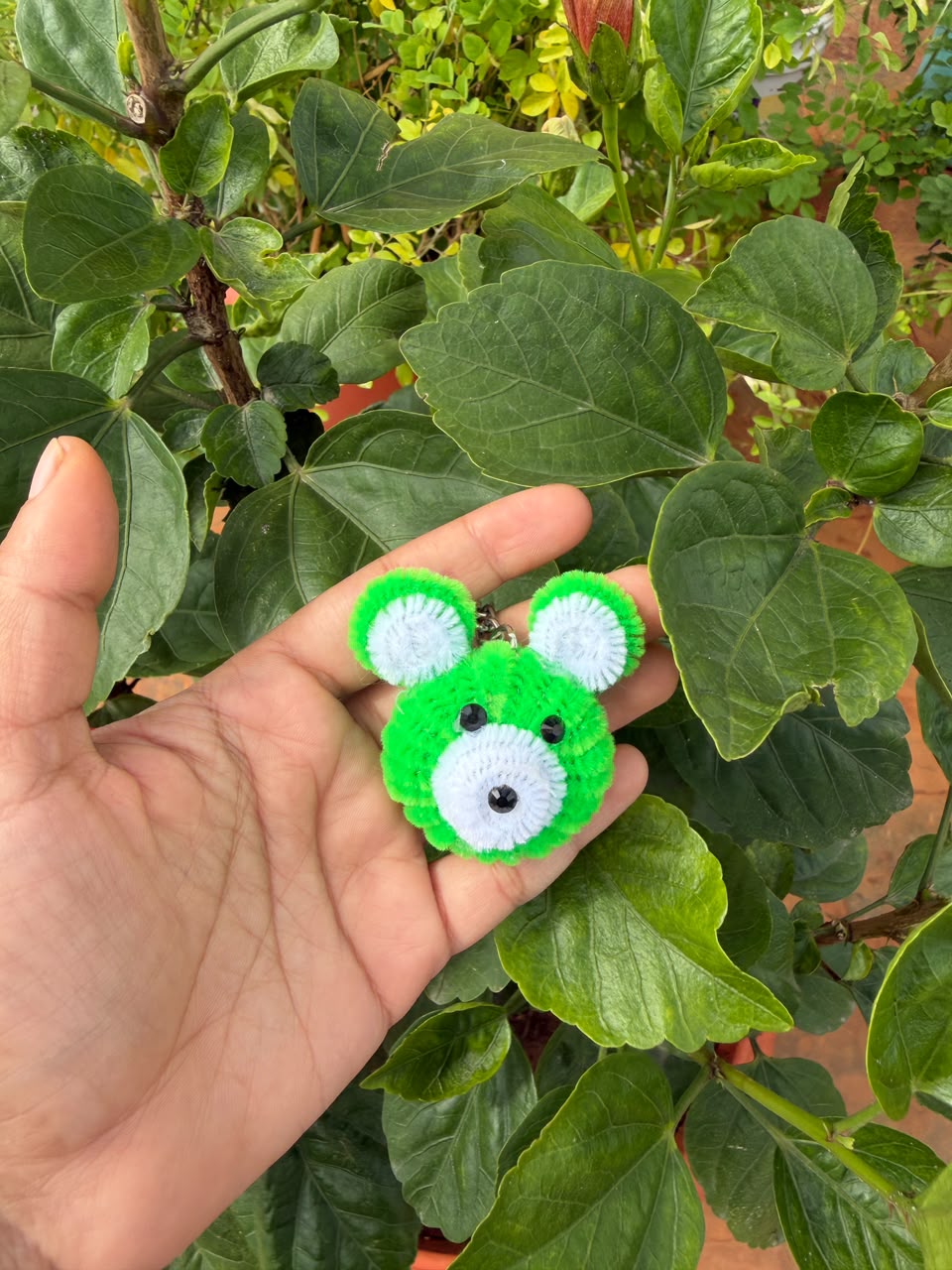 Mini Green Bear Keychain & Bag Charm β Handmade Pipe Cleaner Craft